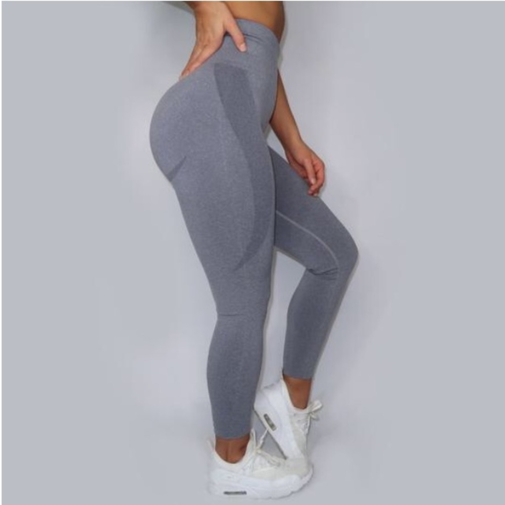 NVGTN seamless contour leggings NWOT